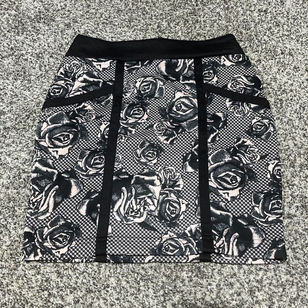 Charlotte Russe Mini Skirt Women s Black Lace Floral Print Bodycon Y2K